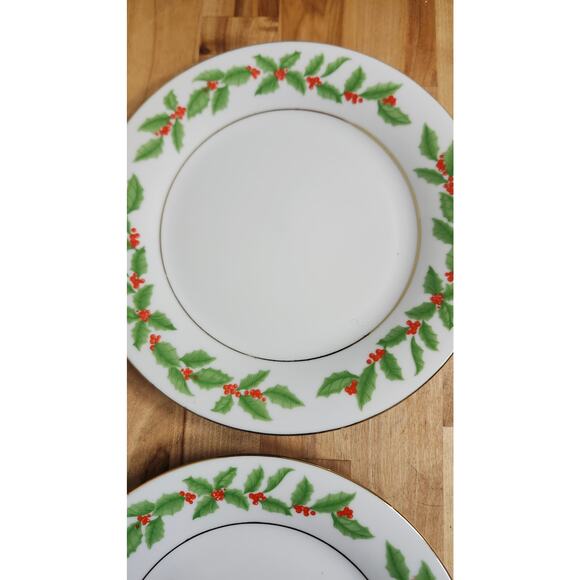 Set of 4 Vintage Crown Ming Fine China Holly Salad Plates - Picture 4 of 7